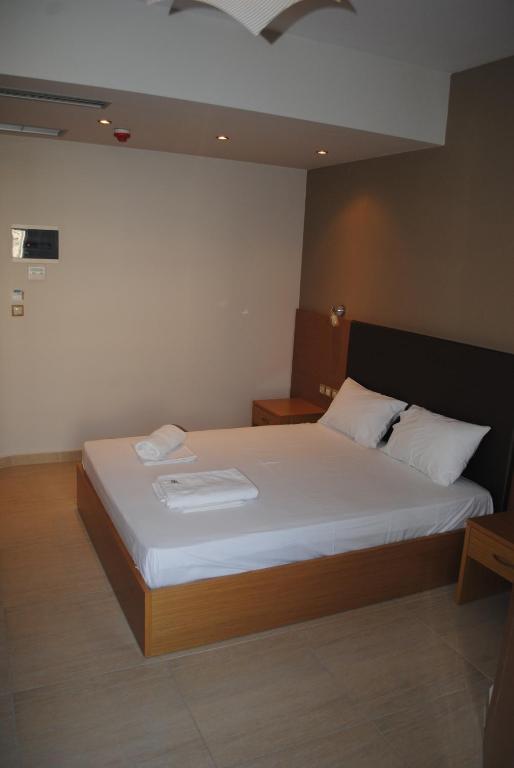Niriides Studios And Apartments ปาราเลียกาเตอรีนิส ห้อง รูปภาพ